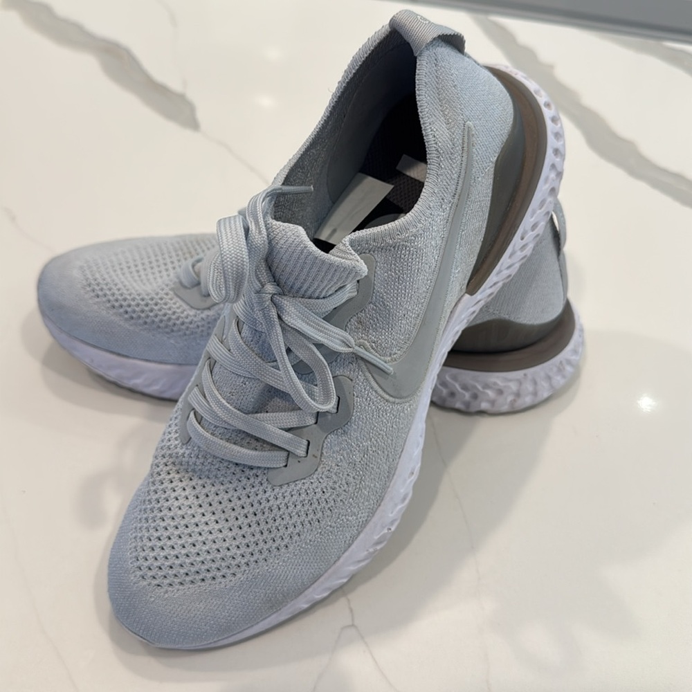 Nike Women's Gray Running Shoes
